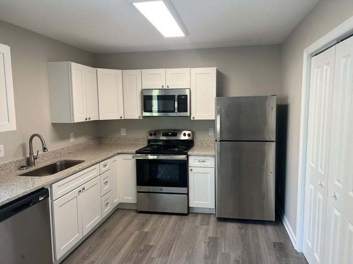 505 E Mills Dr - Photo 7 of 14