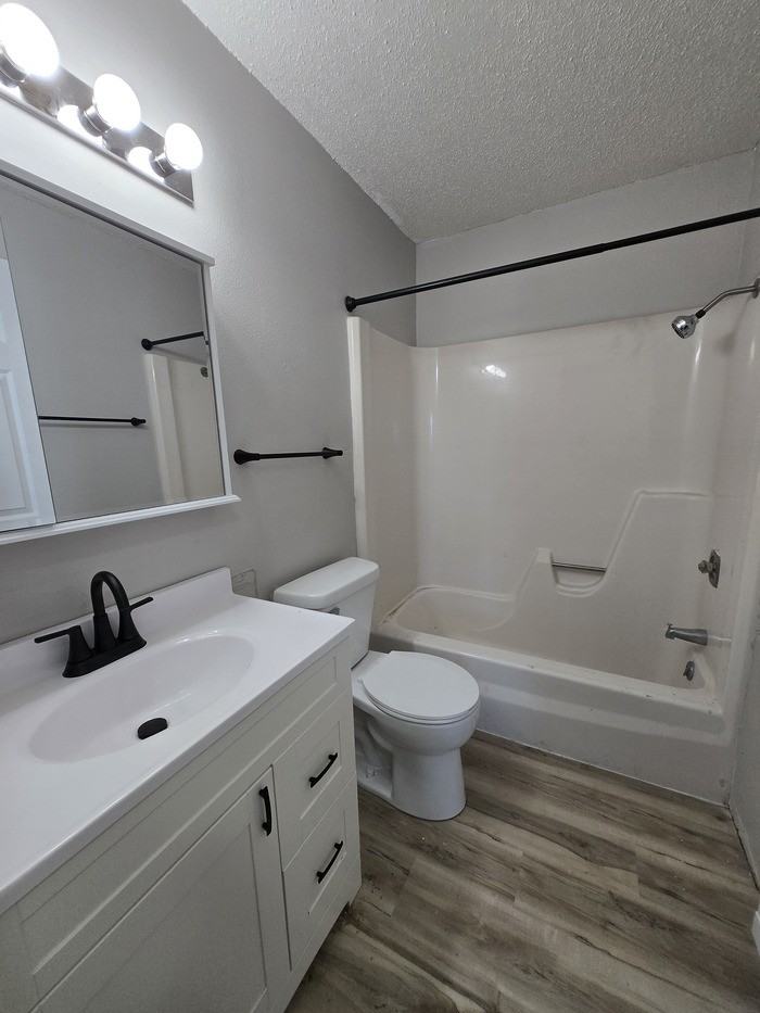 2904 S 17th St #304 - Photo 7 of 12