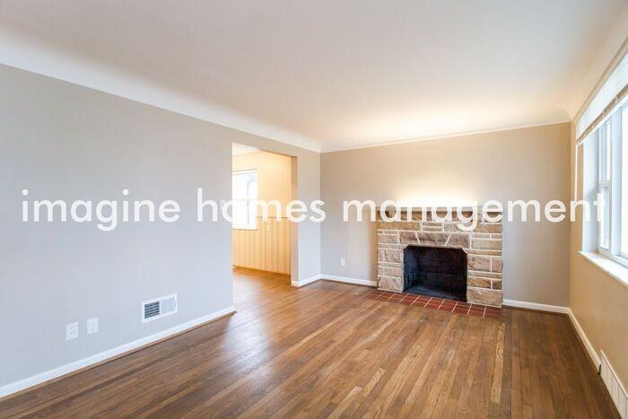 500 Lafayette Ave - Photo 5 of 18