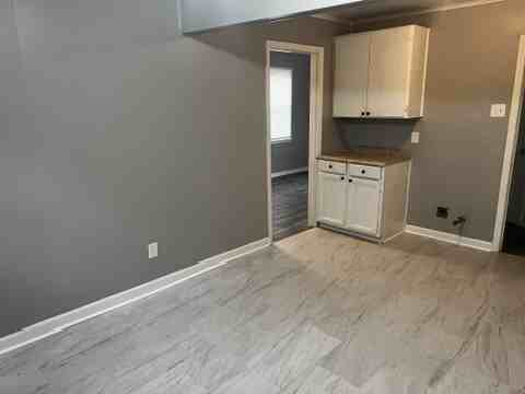 1601 Stribling St - Photo 3 of 10