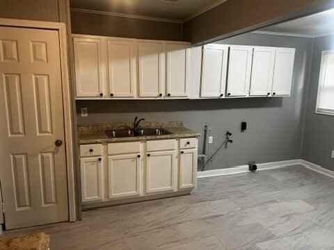 1601 Stribling St - Photo 4 of 10