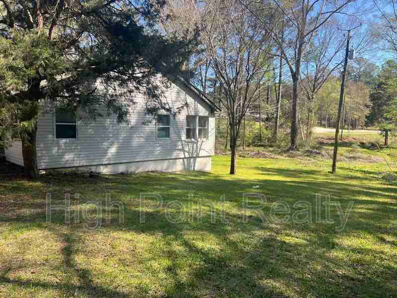 440 Birmingham St - Photo 5 of 6
