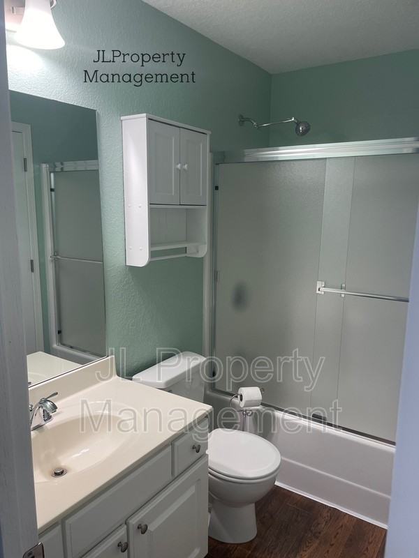 3826 Ne 86th Ter - Photo 7 of 18