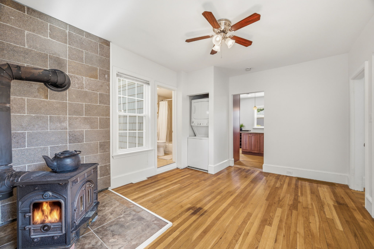 16 Linwood St #NA - Photo 6 of 20