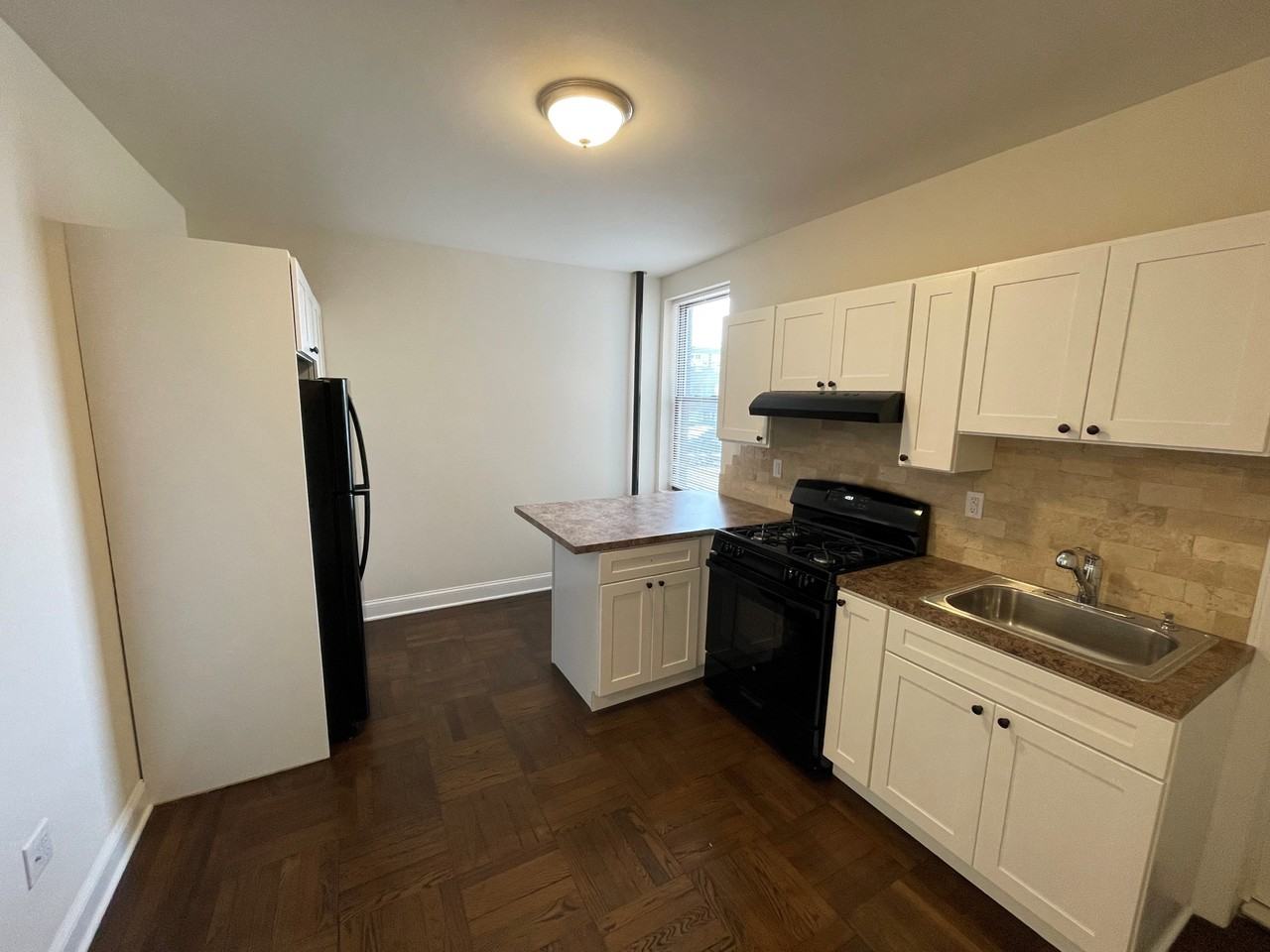 1931 Kennedy Blvd #101