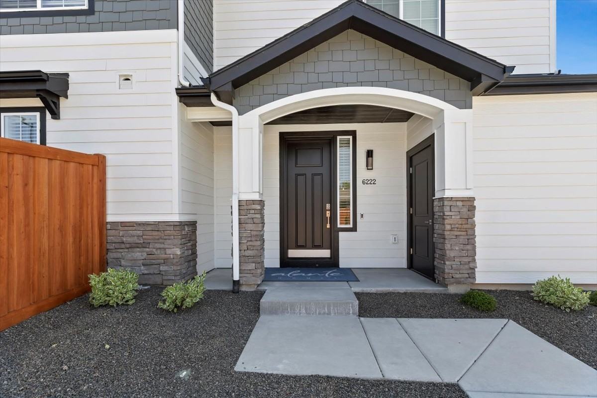 S Rohanna Ln #29 - Photo 3 of 13