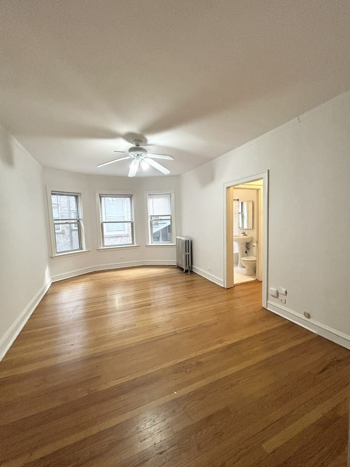 822 S Austin Blvd #2I