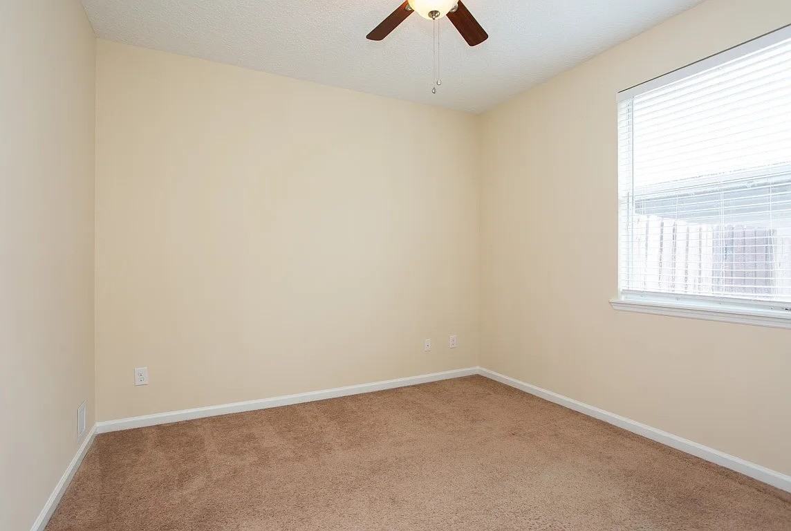 3049 Covenant Cove Dr #NA - Photo 4 of 17