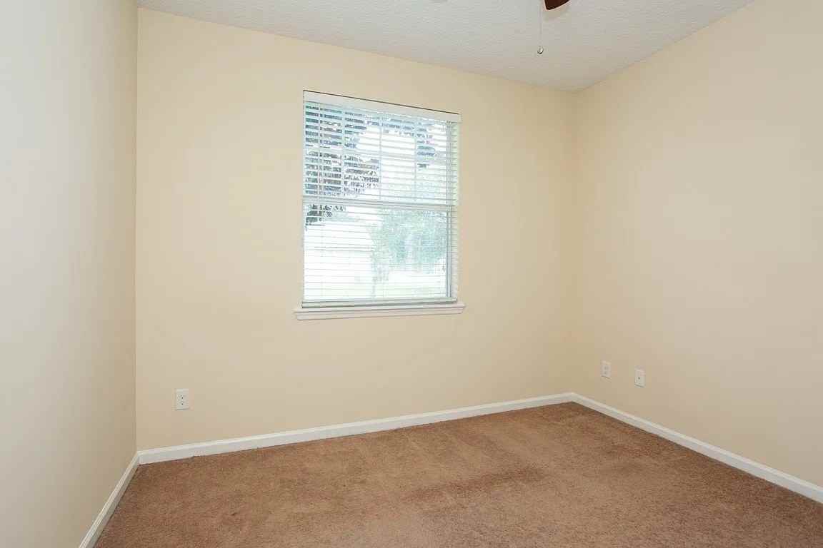 3049 Covenant Cove Dr #NA - Photo 5 of 17