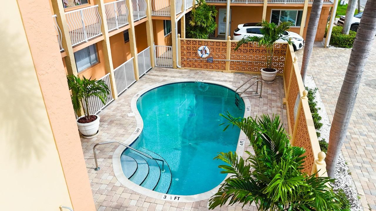 3575 Gulf Blvd #202 - Photo 3 of 31