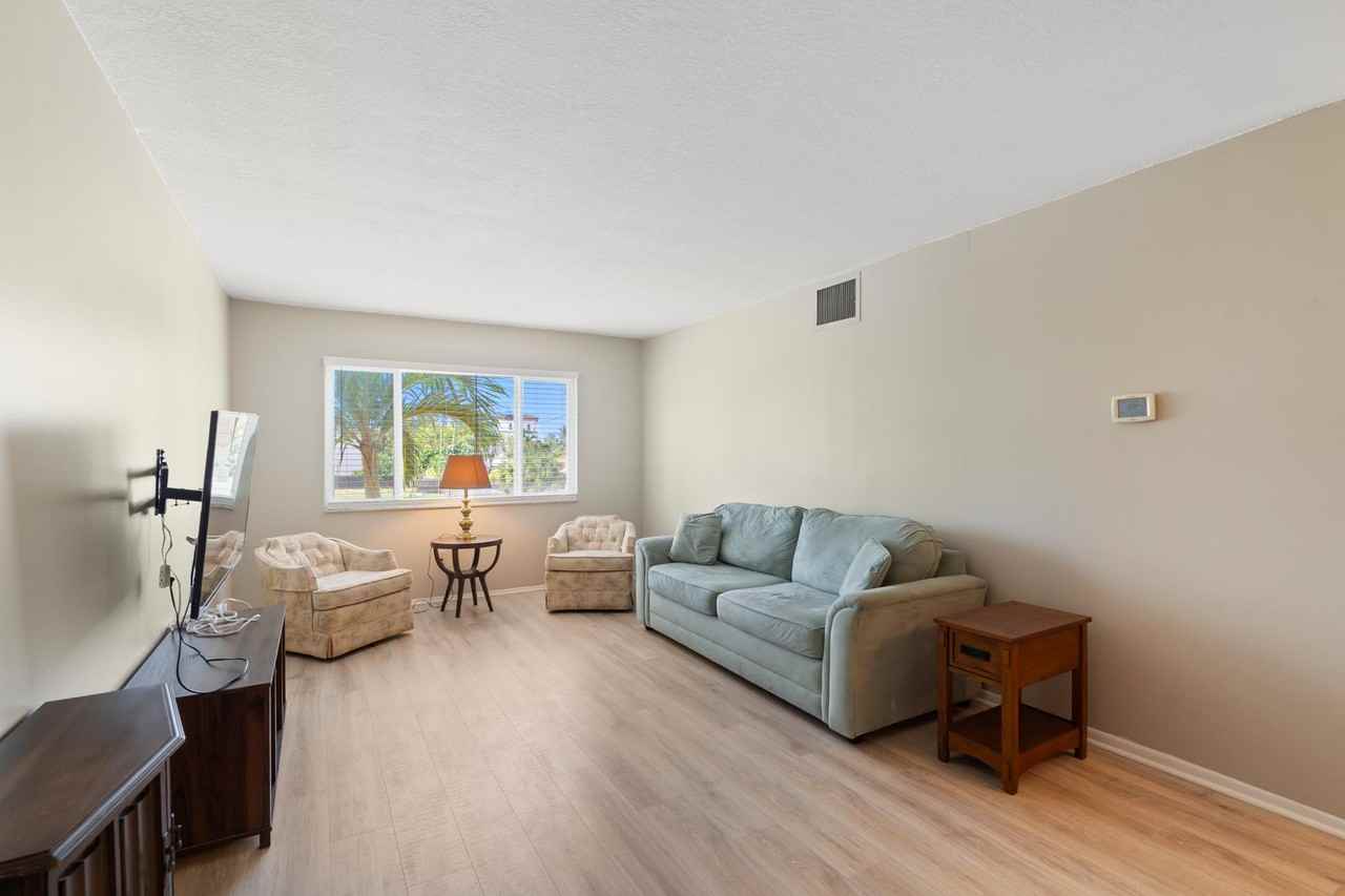 3575 Gulf Blvd #202 - Photo 5 of 31