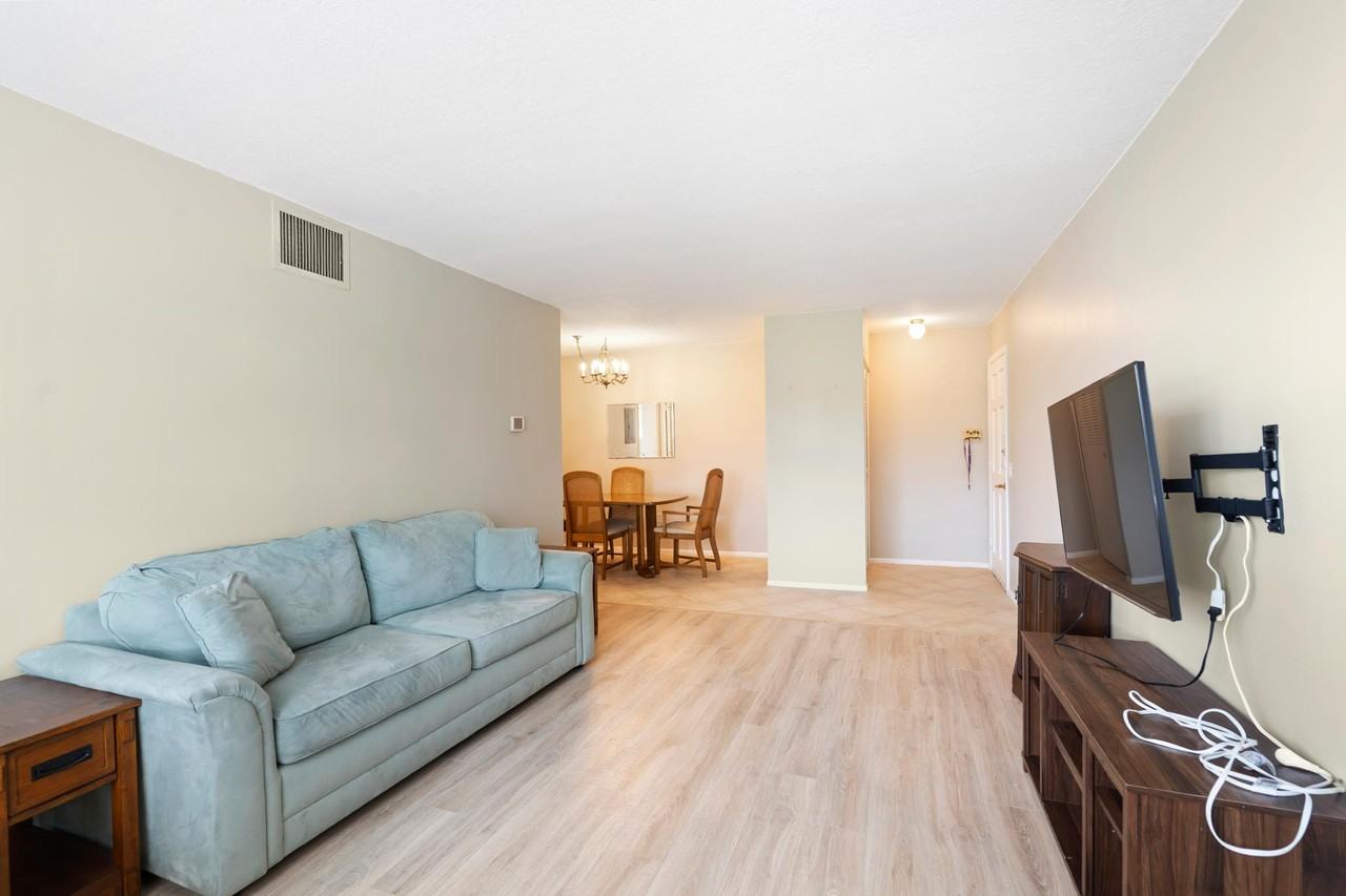 3575 Gulf Blvd #202 - Photo 7 of 31