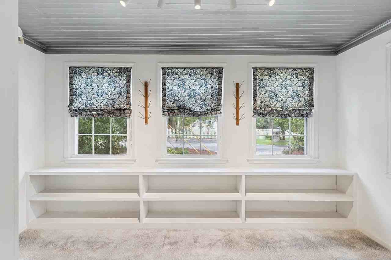 61 Maxwell Ave #NA - Photo 7 of 37
