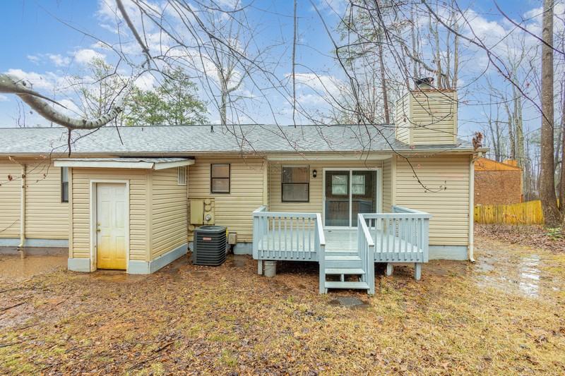 7201 Raj Ct - Photo 4 of 26