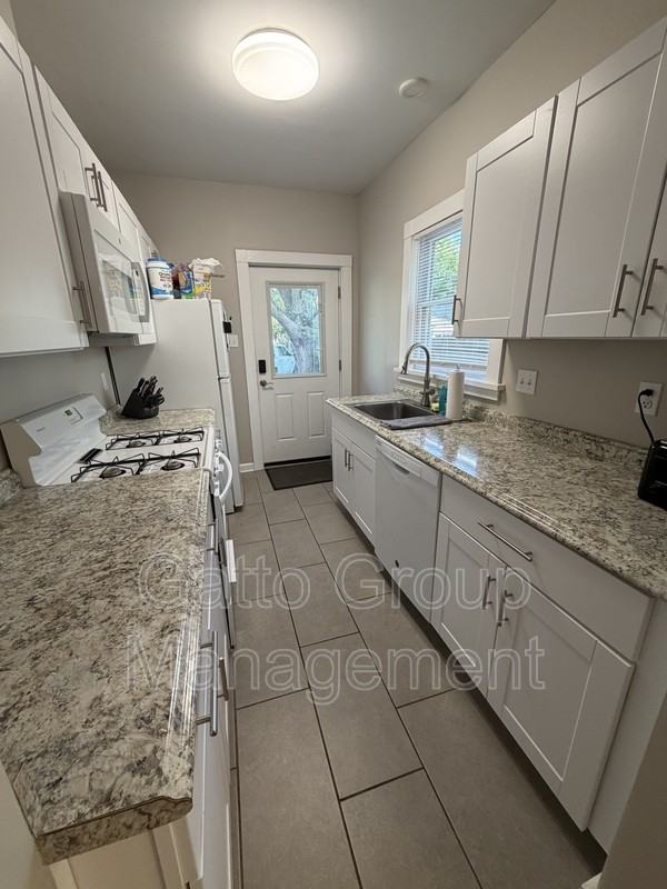 1305 W 106th St - Photo 7 of 15