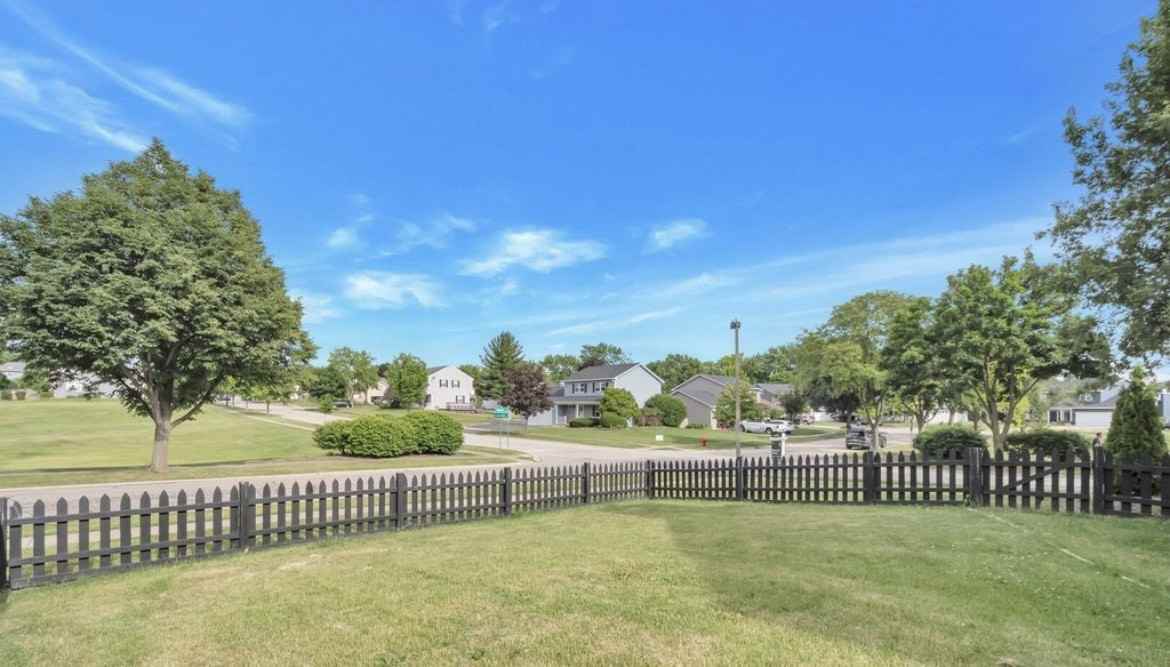 8348 Adbeth Ave #NA - Photo 3 of 20