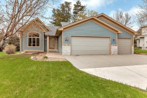 featured image of 813 8th St N #NA