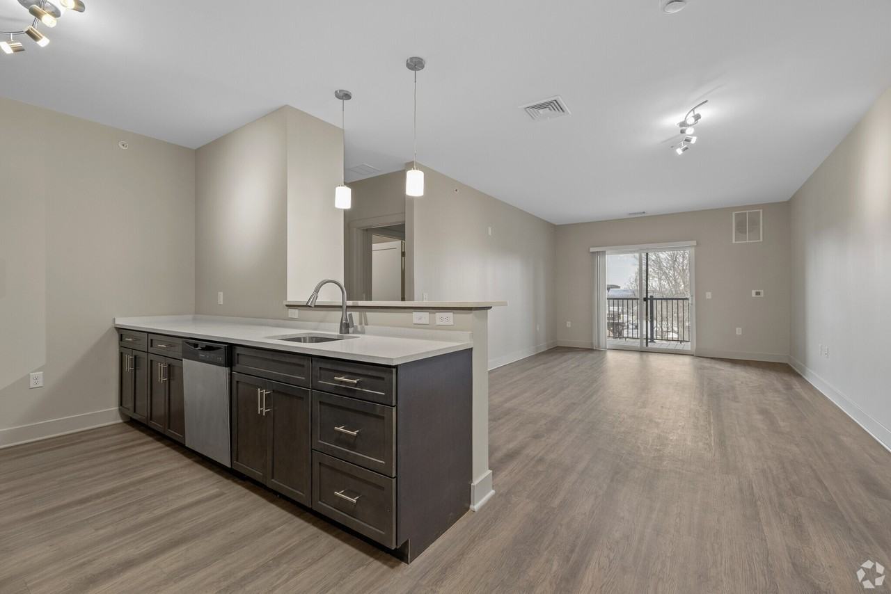 75 Marlborough St #B4 - Photo 2 of 3