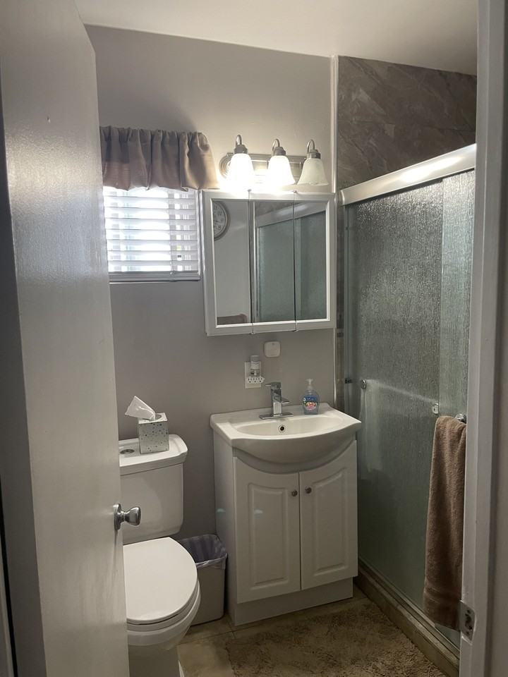1061 W 131st St #NA - Photo 5 of 9