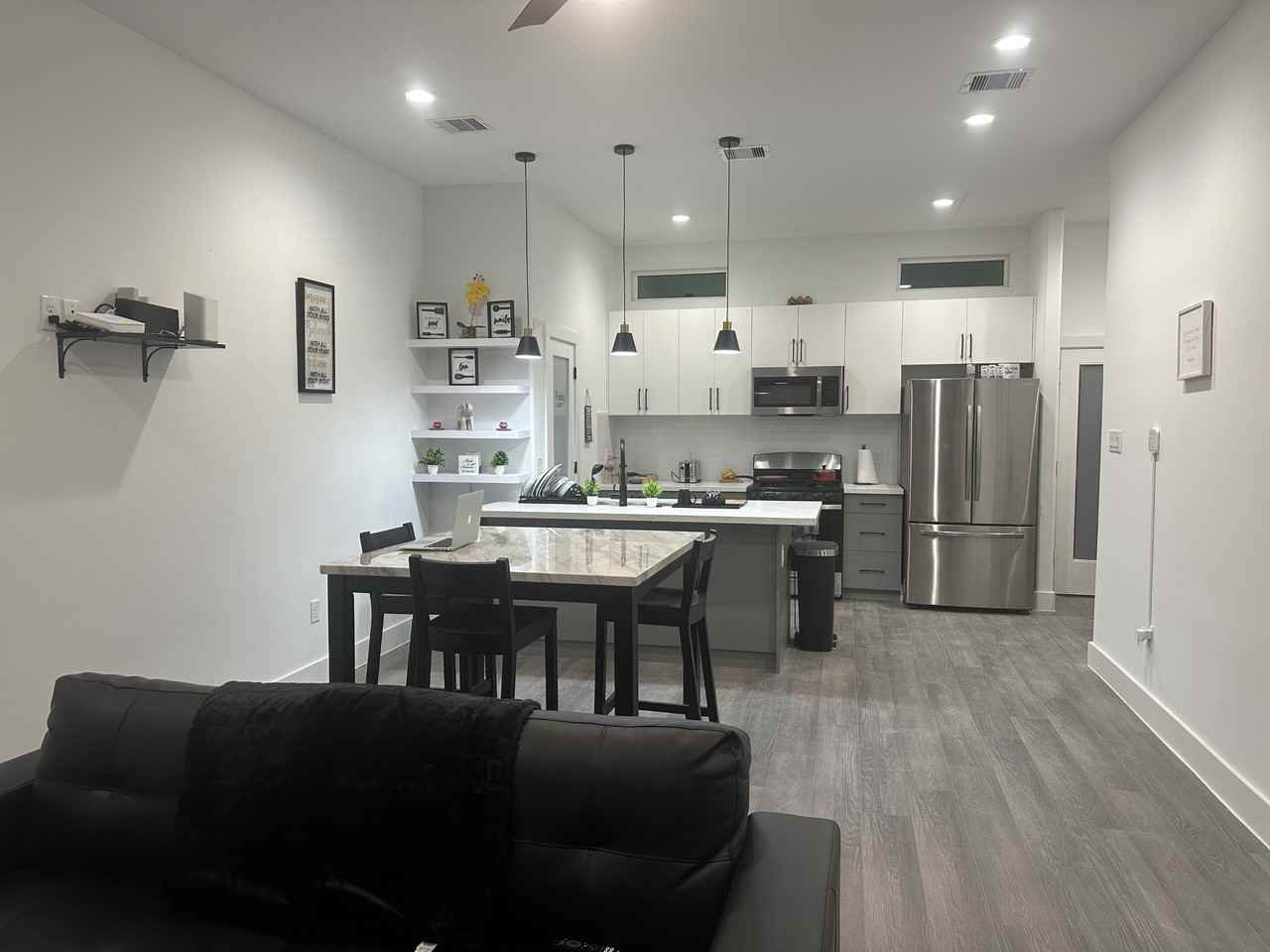 3230 Reeves St #NA - Photo 3 of 9