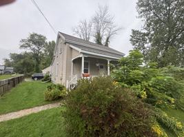 featured image of 124 River St #NA