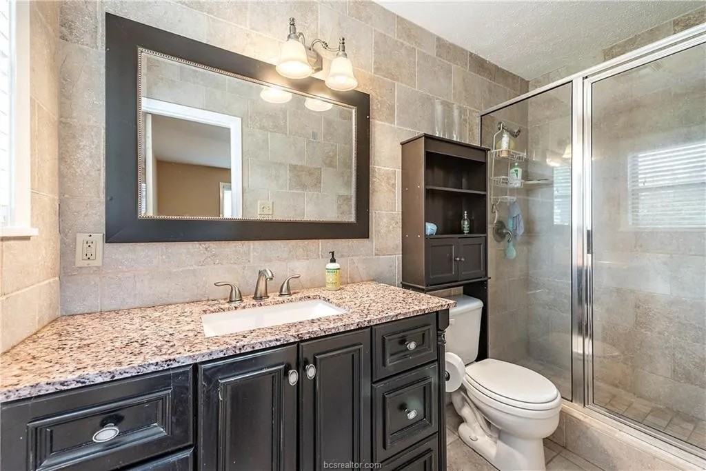 1210 Haines Dr #NA - Photo 3 of 19