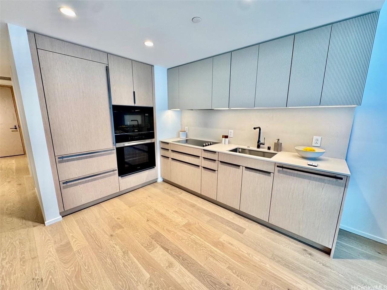 333 Ward Ave #1409