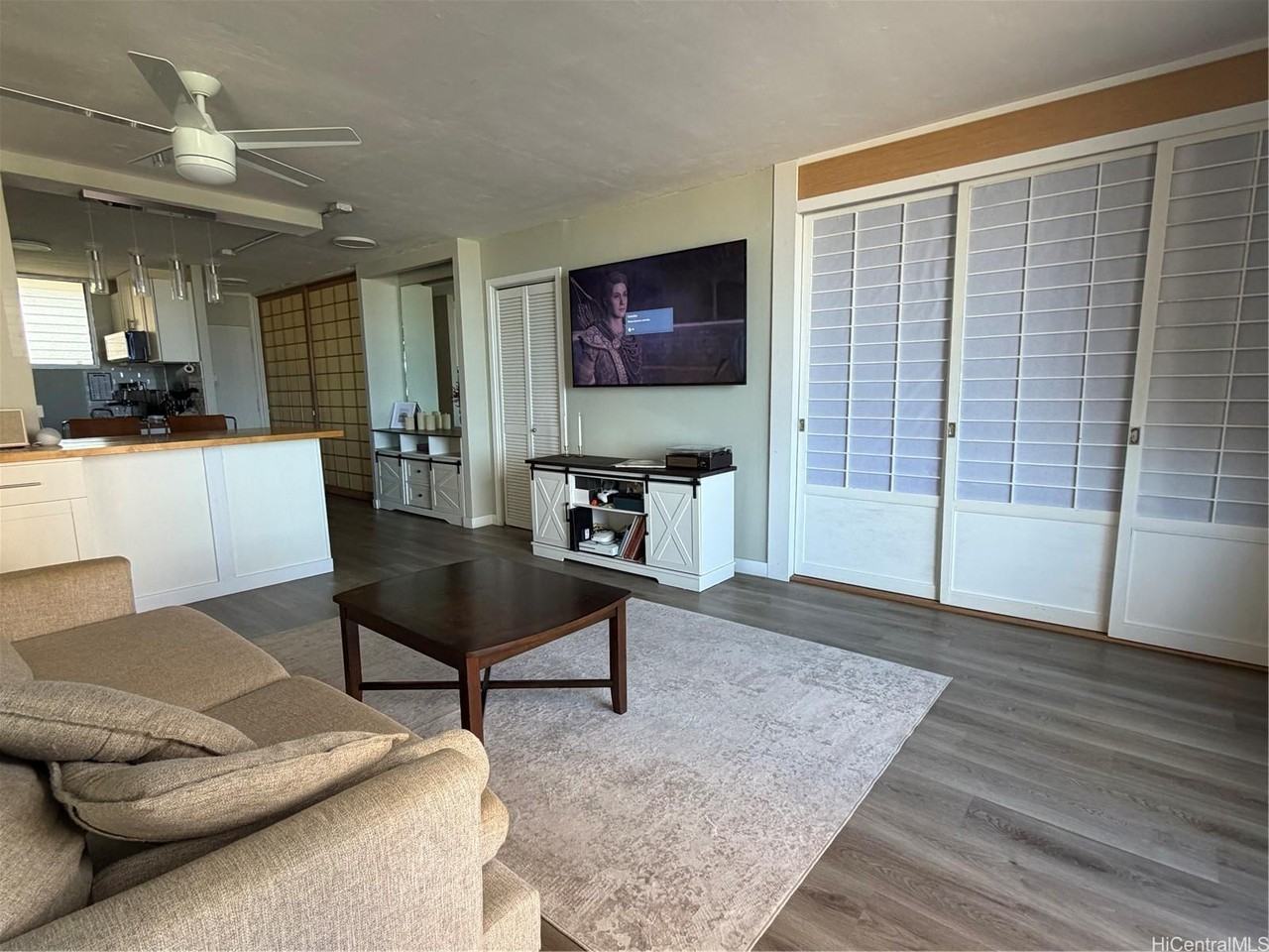 1676 Ala Moana Blvd #804 - Photo 5 of 18