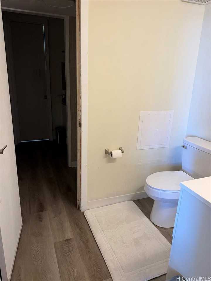 1676 Ala Moana Blvd #804 - Photo 6 of 18