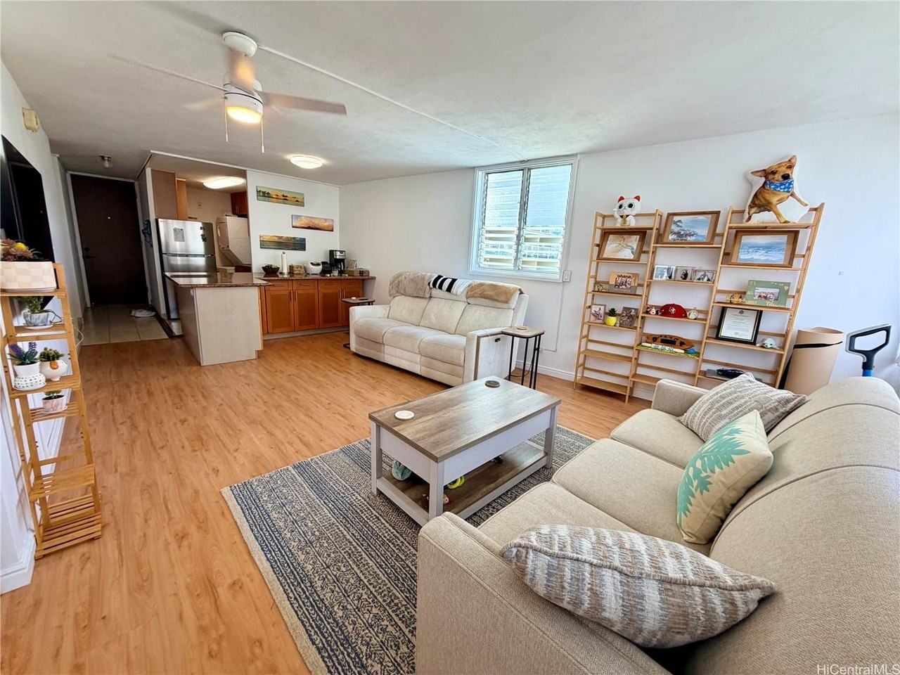435 Seaside Ave #909 - Photo 2 of 20