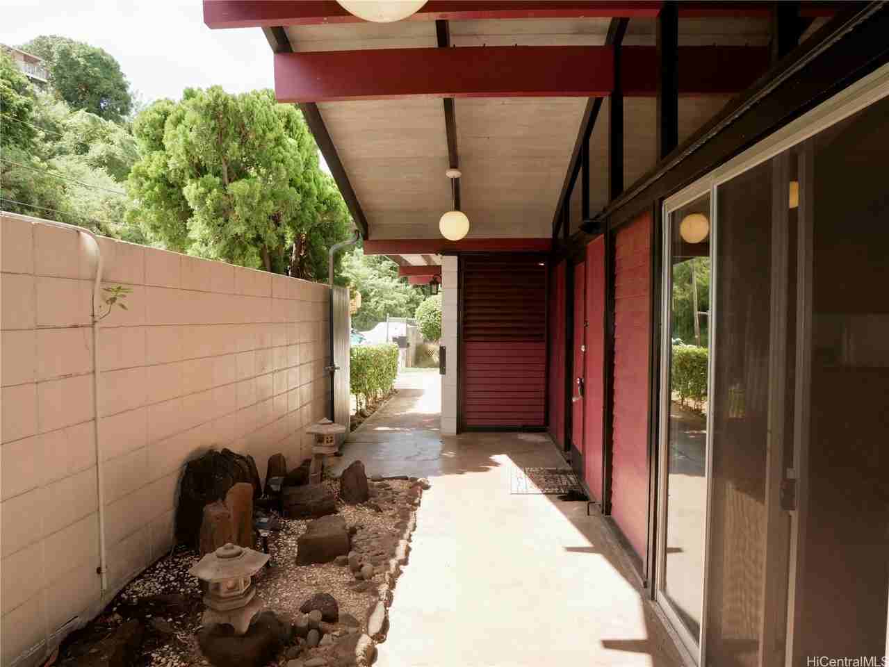 1446 Mahiole St - Photo 2 of 25