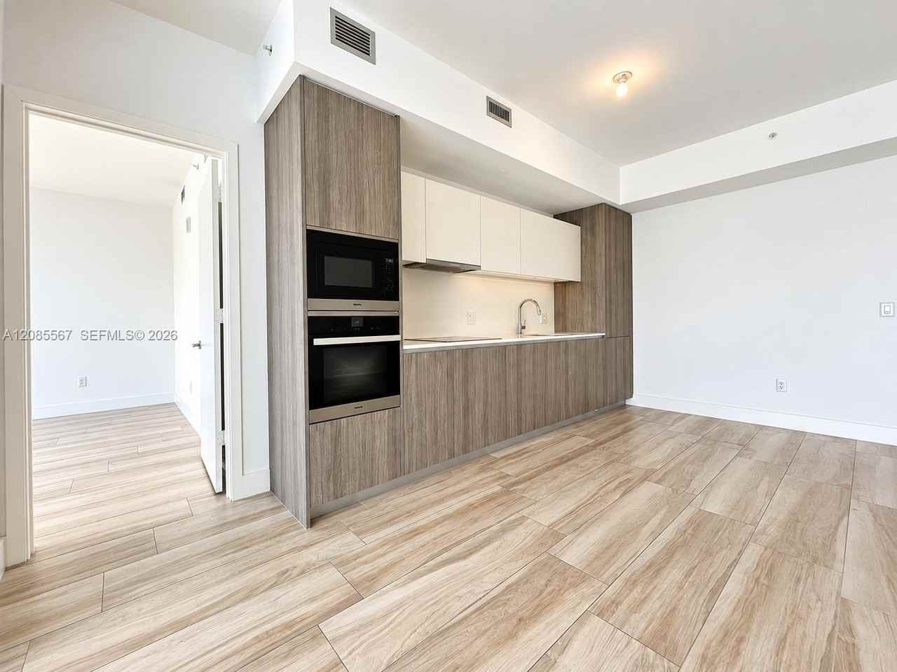 NE 29th St & Biscayne Blvd - Photo 5 of 14