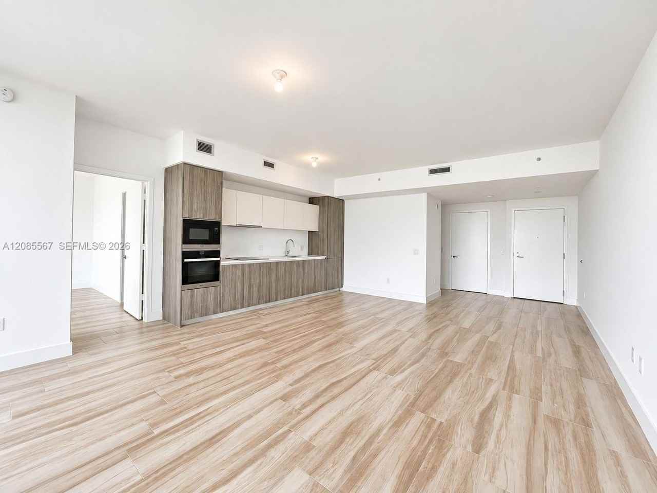 NE 29th St & Biscayne Blvd - Photo 4 of 14