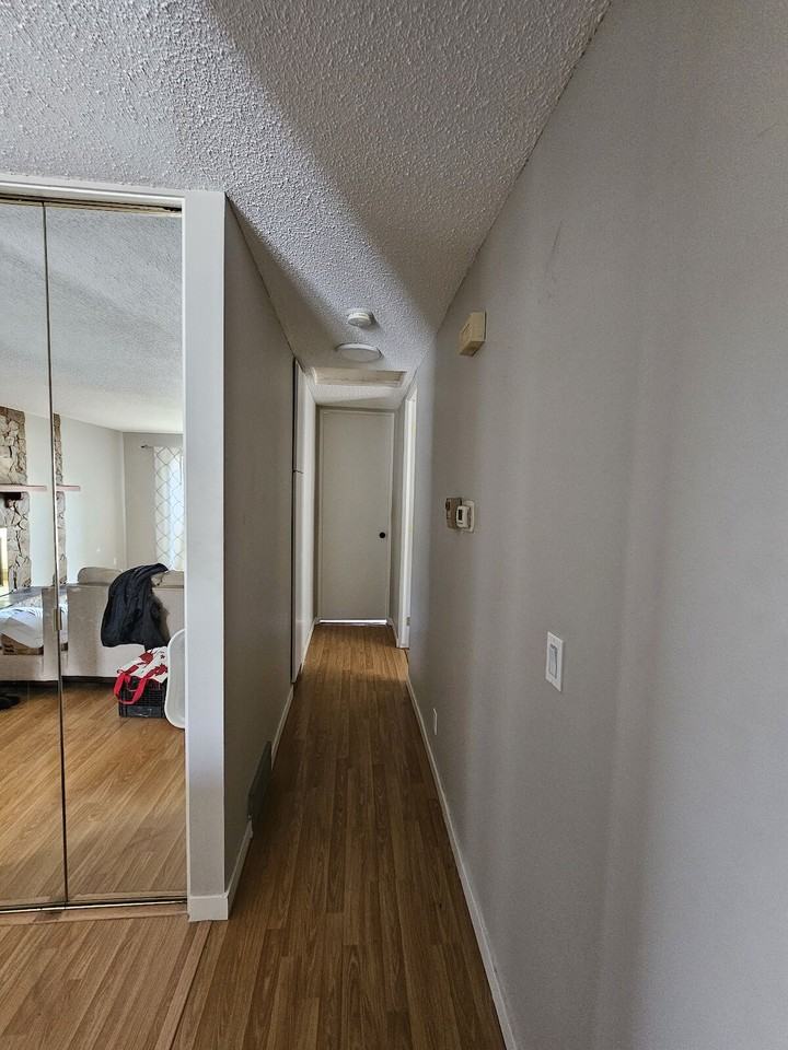 1847 76 Ave Se - Photo 6 of 13
