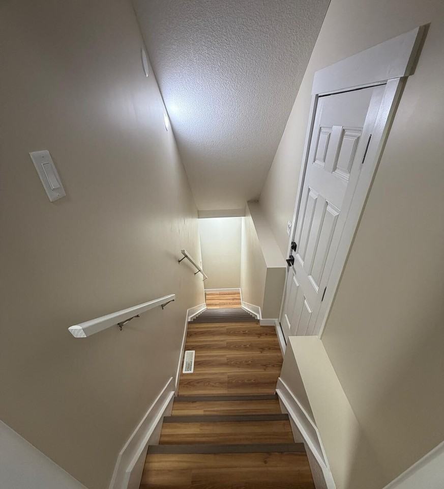 1513 Grant Way Nw - Photo 4 of 29