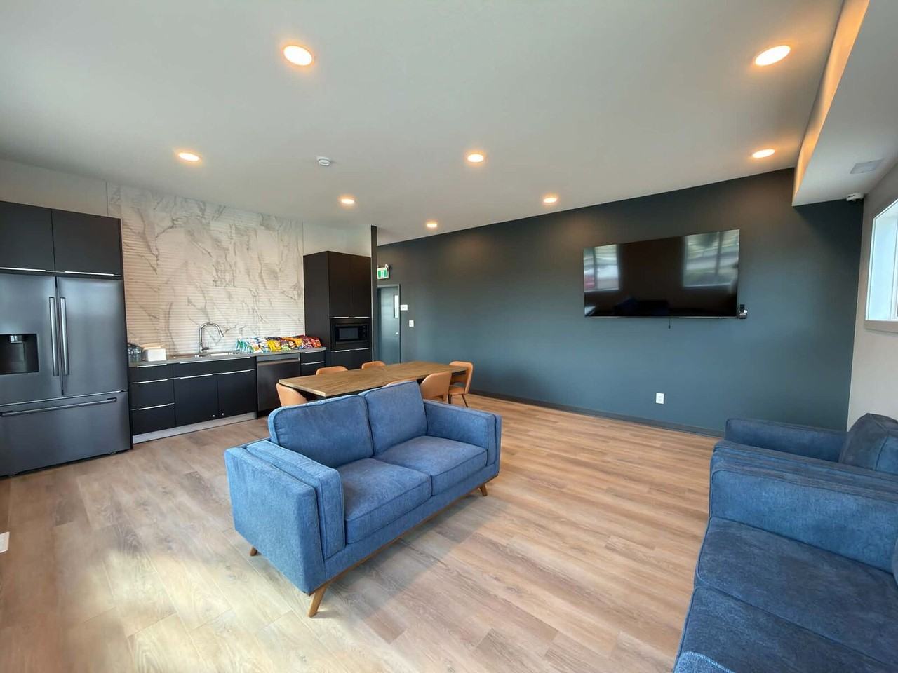 Cambrian Blvd - Photo 5 of 19