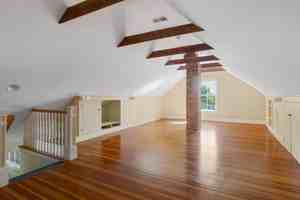 featured image of 984 Chestnut St #2
