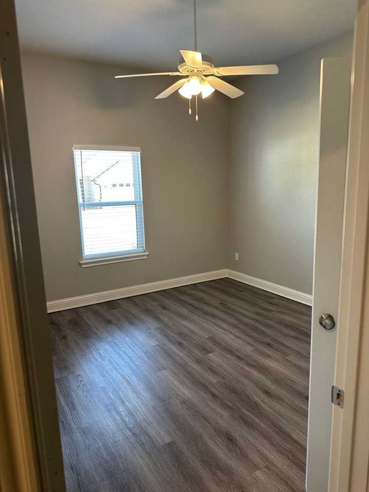10778 County Road 169 - Photo 3 of 23
