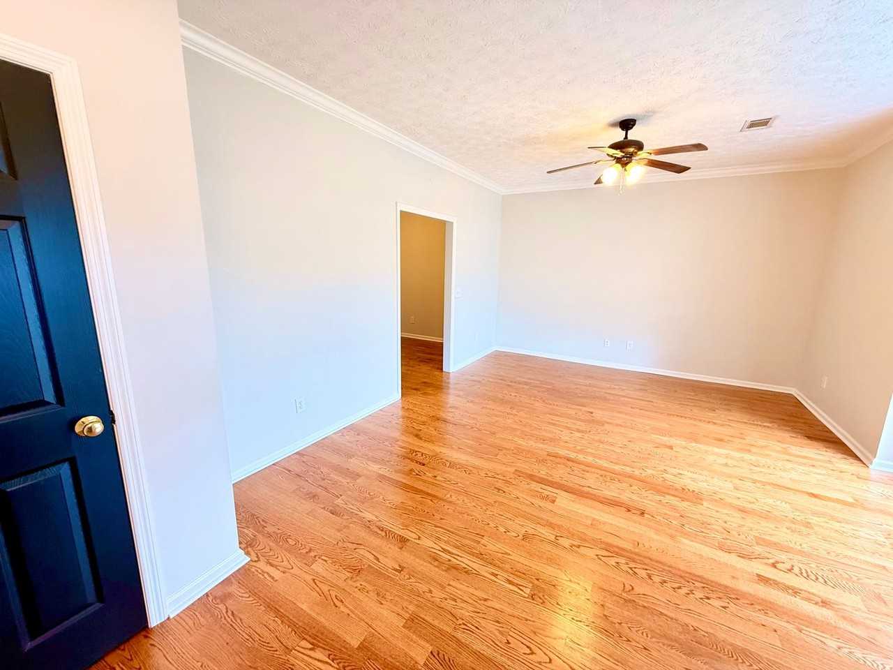 1213 N Dean Rd - Photo 3 of 28