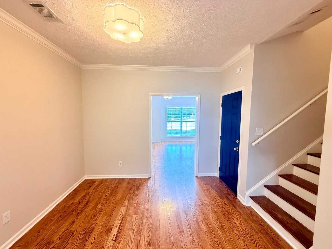 1213 N Dean Rd - Photo 7 of 28