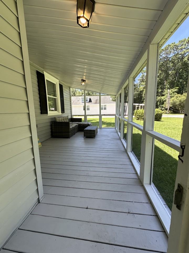 5326 Masonboro Loop Rd - Photo 5 of 17