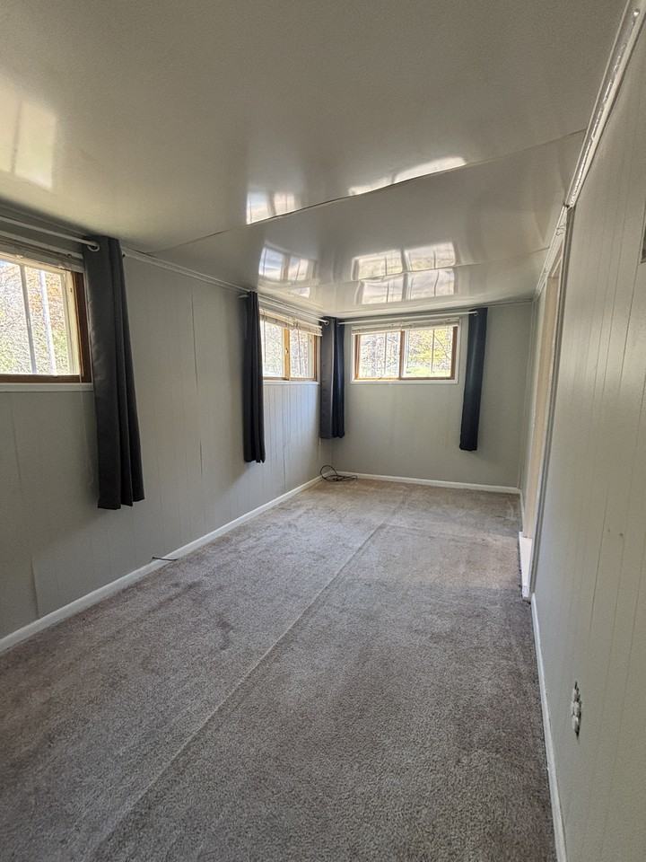 411 Dodge St #3 - Photo 6 of 8