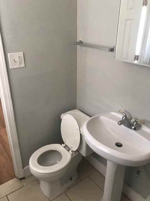 301 S Vance St #A - Photo 3 of 9