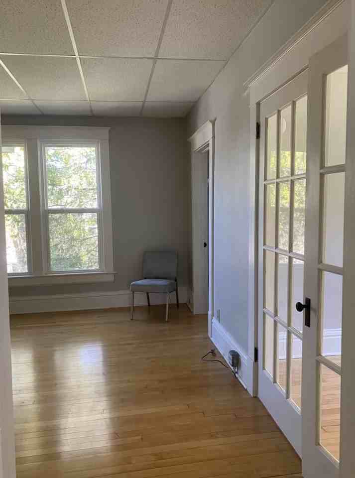 411 Dodge St #2 - Photo 3 of 9