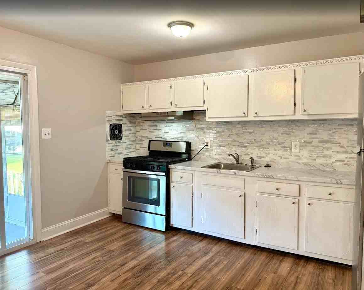 4740 Vancouver Rd - Photo 6 of 21