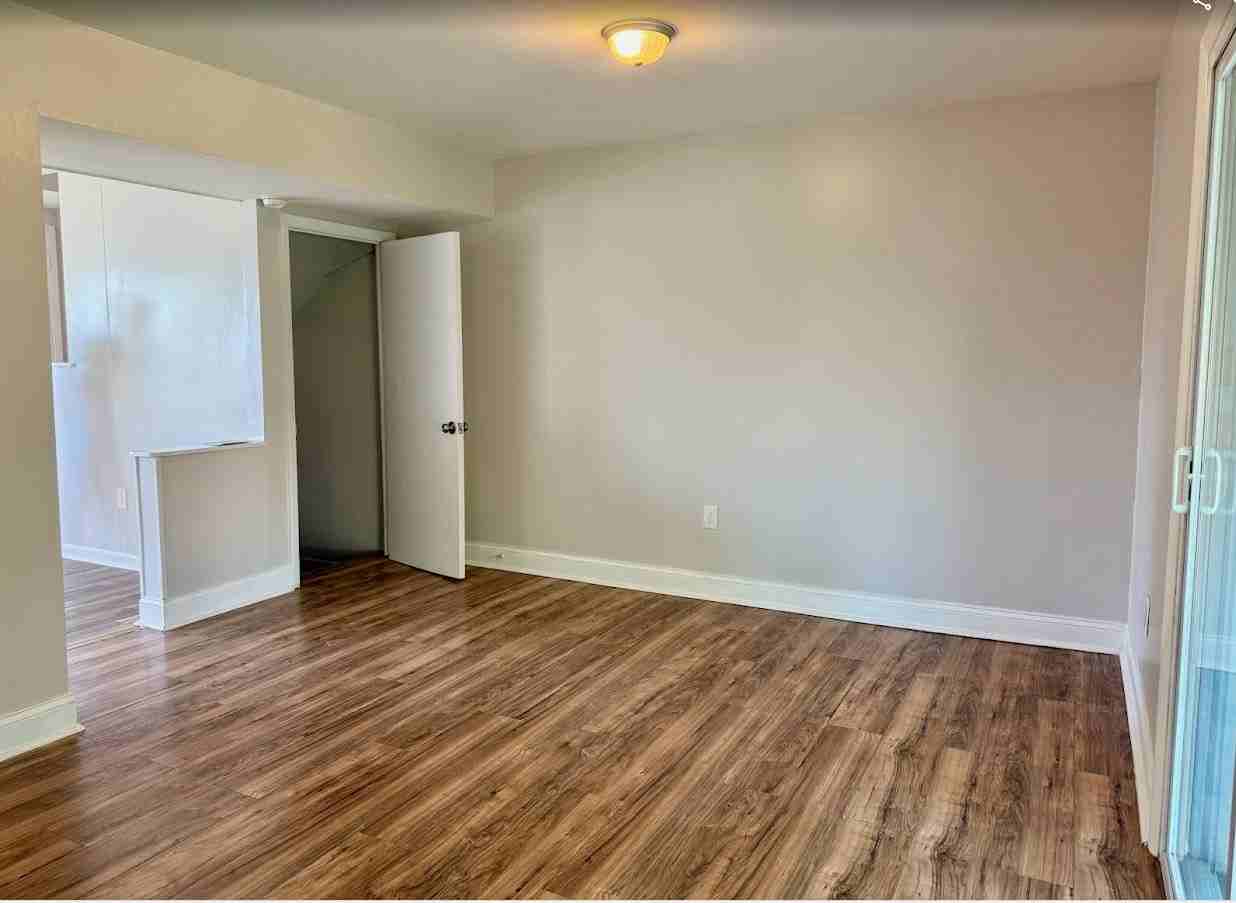 4740 Vancouver Rd - Photo 7 of 21