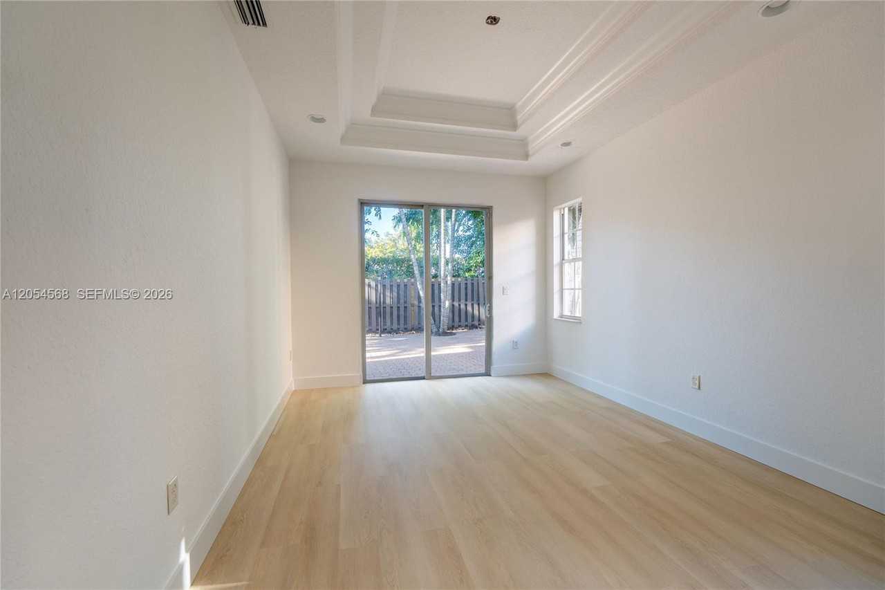 11213 Nw 71st Ter #11213 - Photo 5 of 27