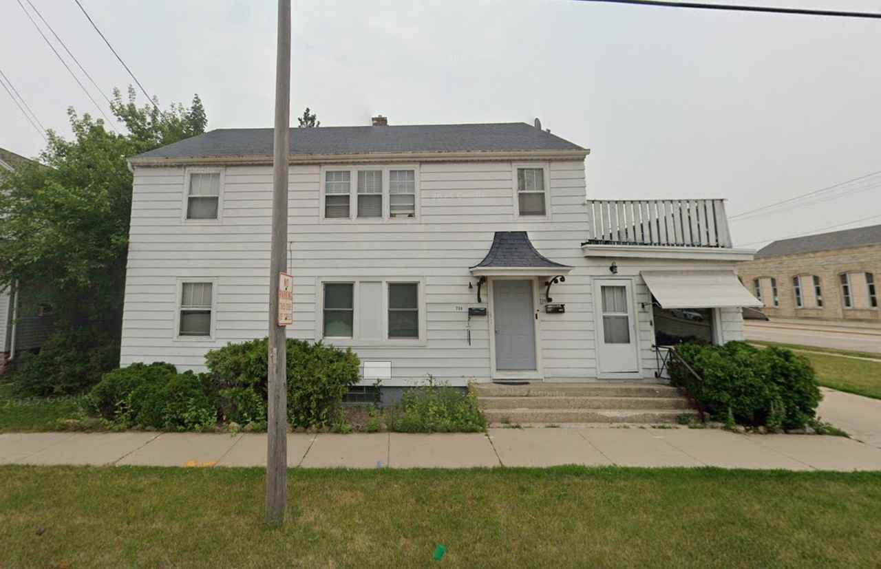706 N Irwin Ave #B - Photo 2 of 2