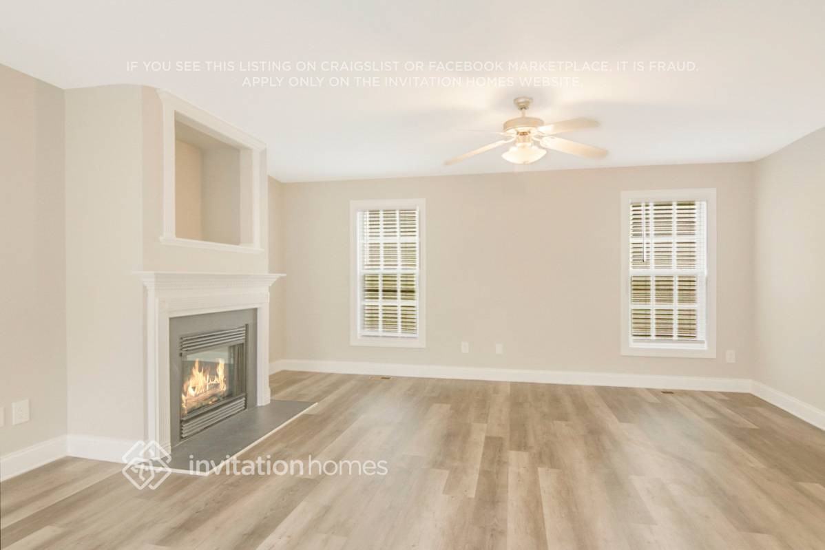 460 Texanna Way - Photo 5 of 28