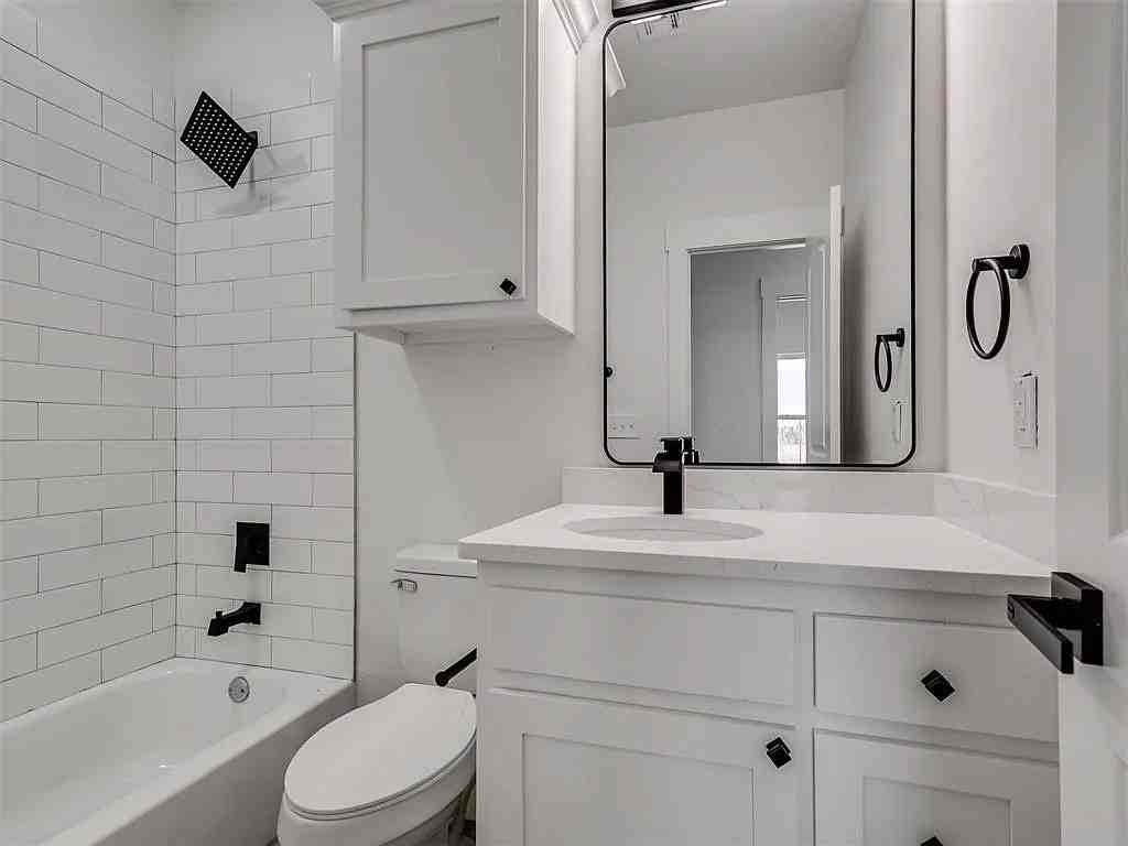 5111 Brooke Rd - Photo 6 of 7